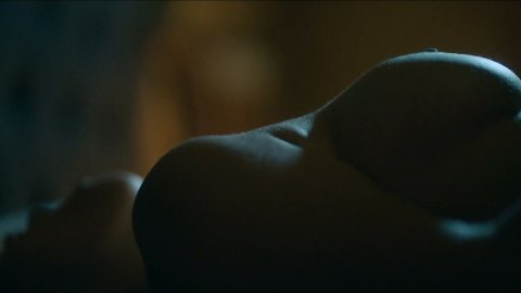 Carol Rovira - Nude Butt Scenes in Presunto Culpable s01e02-05 (2018)