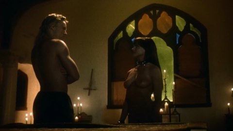 Julie Michaels - Nude Butt Scenes in Doctor Mordrid (1992)
